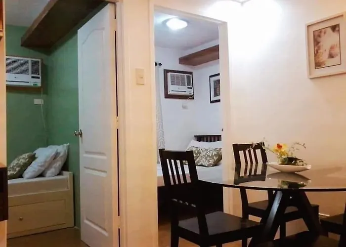 2 Bedroom Cozy Budget Staycation