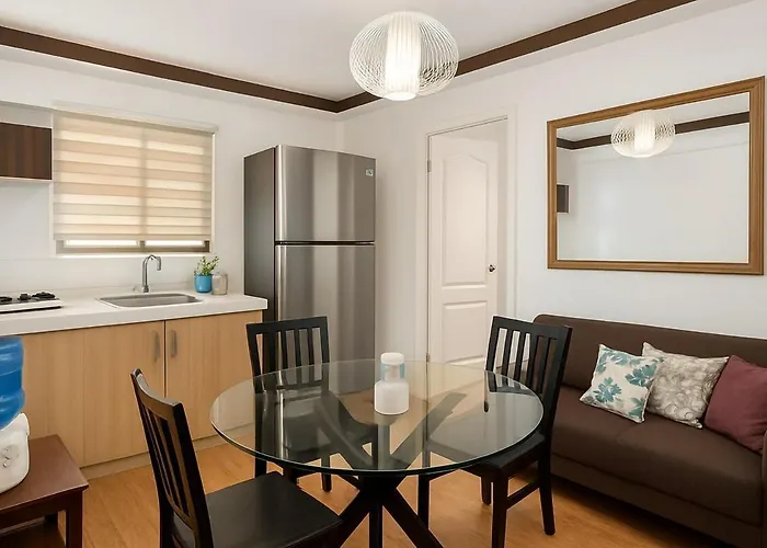 Apartment 2 Bedroom Cozy Budget Staycation