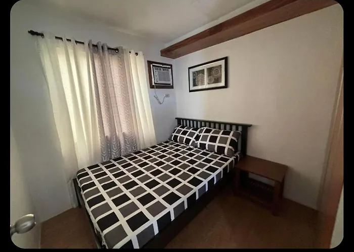 2 Bedroom Cozy Budget Staycation *